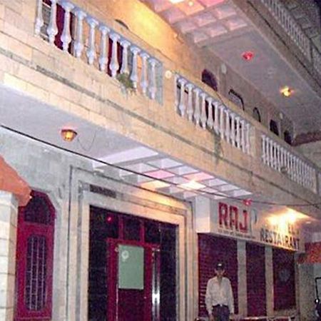 Hotel Raj Bed & Breakfast Agra  Dış mekan fotoğraf