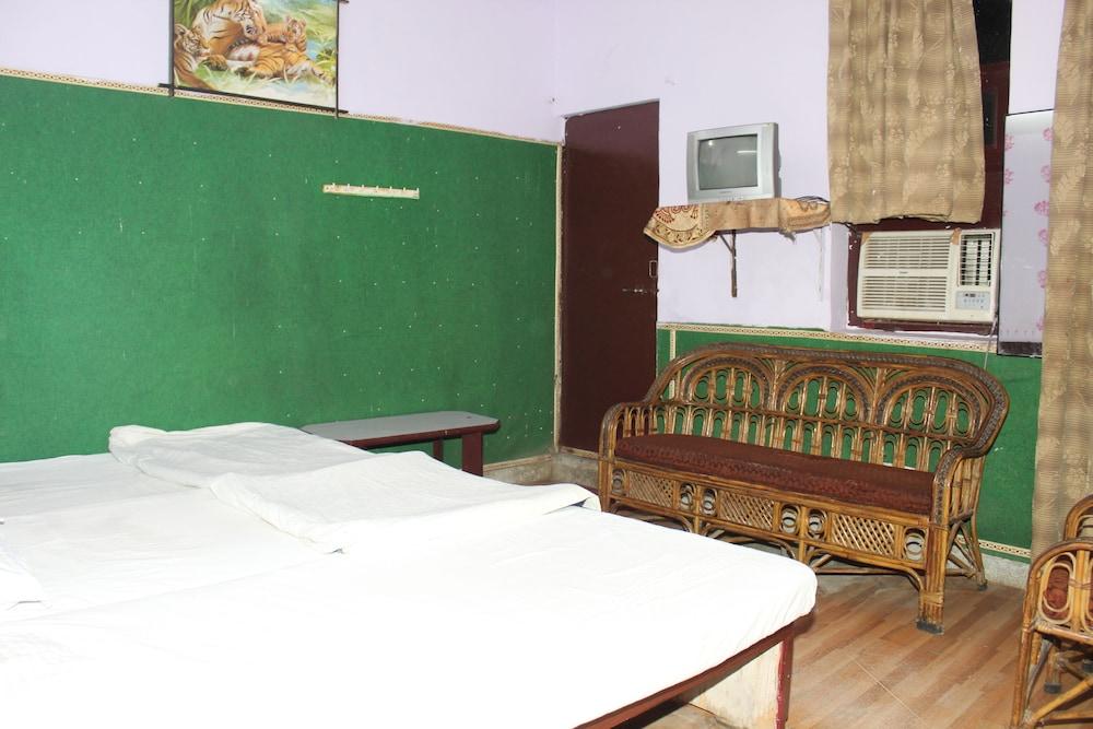 Hotel Raj Bed & Breakfast Agra  Dış mekan fotoğraf